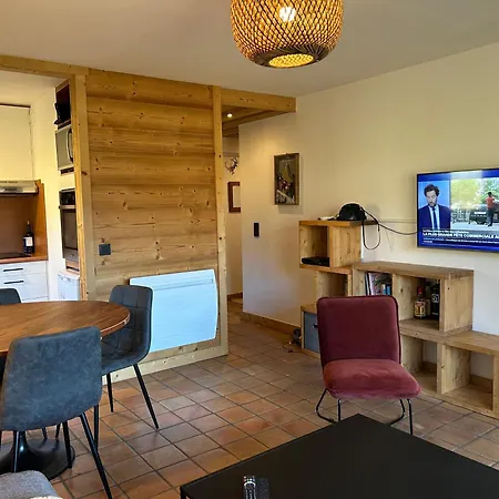 Apartmán Sunny 2 Bedrooms For 4 In Jaillet, Right On The Slopes Megève