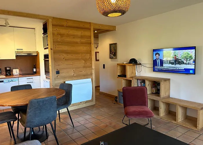 公寓 Sunny 2 Bedrooms For 4 In Jaillet, Right On The Slopes 梅杰夫