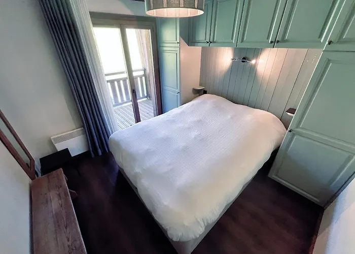 Sunny 2 Bedrooms For 4 In Jaillet, Right On The Slopes * 梅杰夫